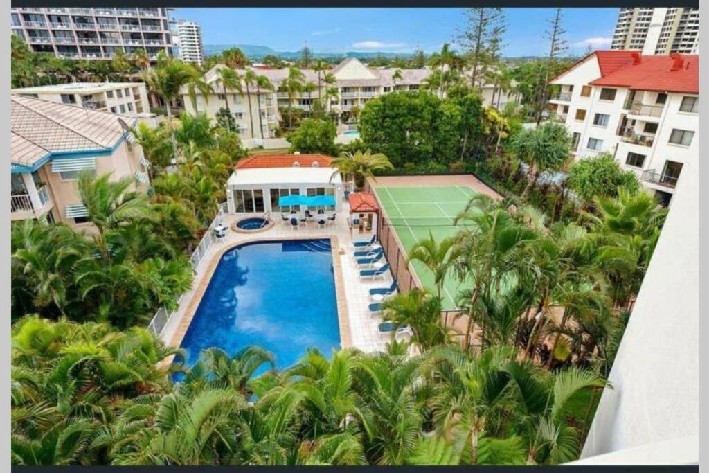 Surfers/Broadbeach Pool View. Free Parking & Wifi Gold Coast Exteriér fotografie